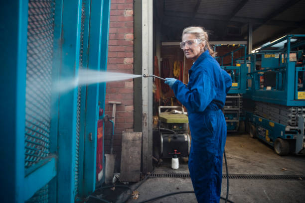 Why Choose Our Certified Pressure Washing Experts for Your Project Needs in Vaughn, WA?